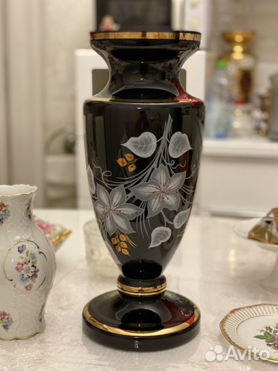 Богемия ваза черная h 41 см и синяя 44 см Винтаж