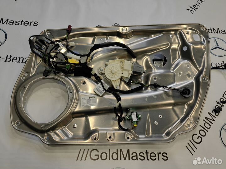 Стеклоподъёмник передний правый W204