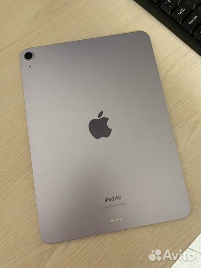 11 Apple iPad Air (M2) Wi-Fi 256 Гб