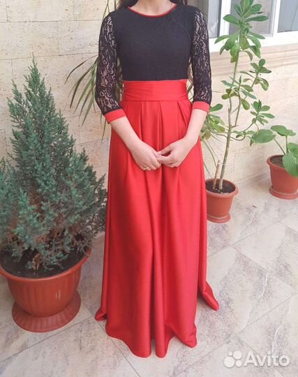 Вечернее платье в пол 42 44