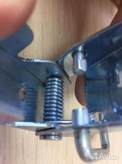 Замок борта прицепа RB34 с пружиной (без ответной