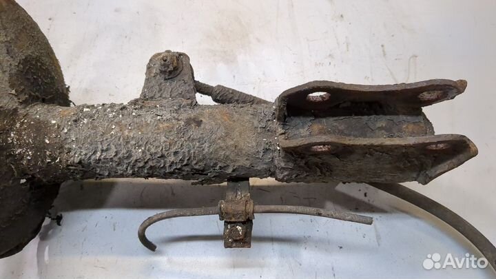 Амортизатор подвески левый задний Lexus RX