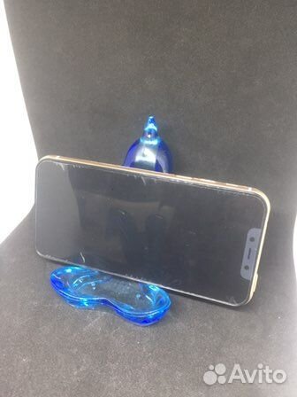 Оригинальные подставки под телефон