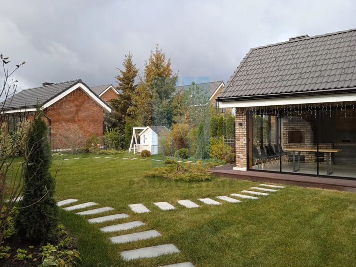 Коттедж 120 м² на участке 6 сот.