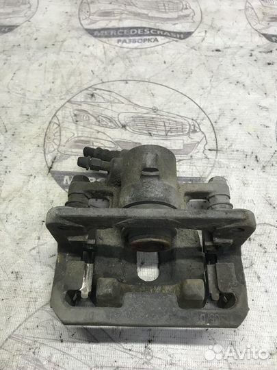 Суппорт задний правый Mercedes W245 B 2005-2012