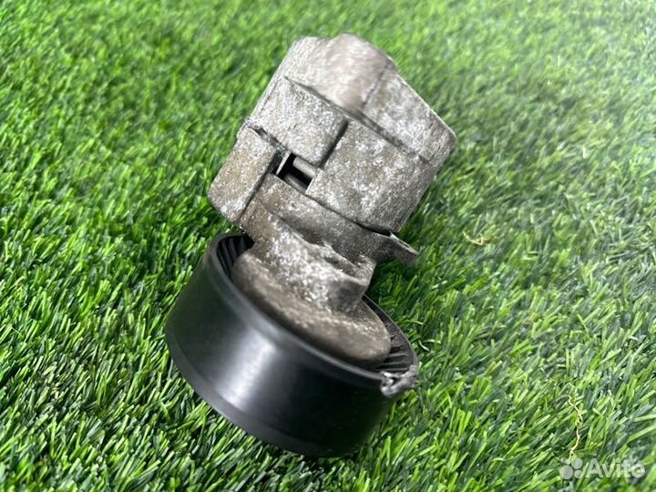 Ролик натяжной навесного оборудования Bmw 5 E39