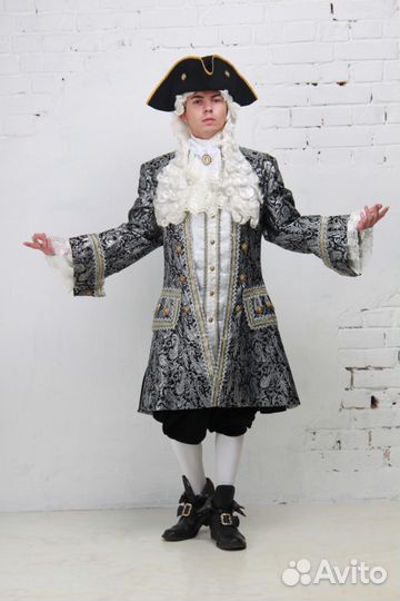 Прокат костюмов