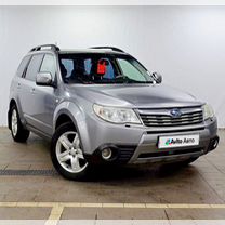 Subaru Forester 2.0 AT, 2010, 280 000 км, с пробегом, цена 815 000 руб.