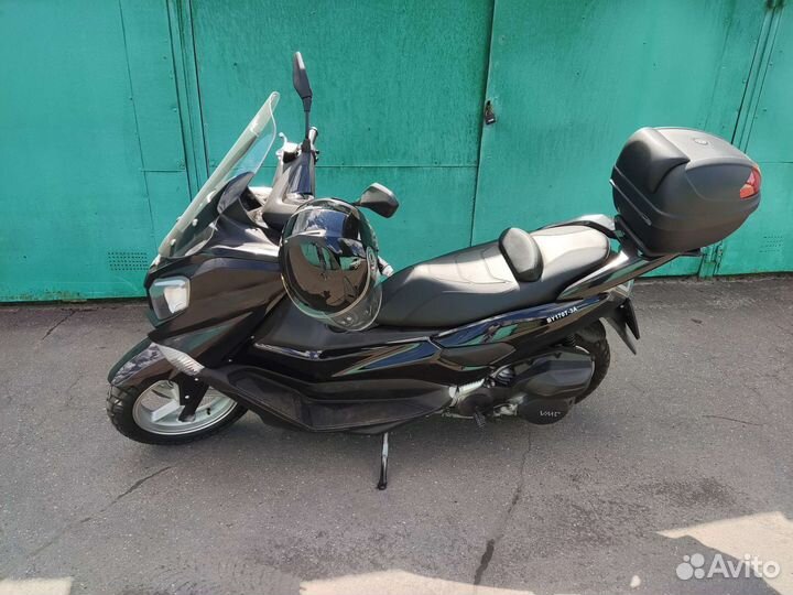 Скутер Vento max 200