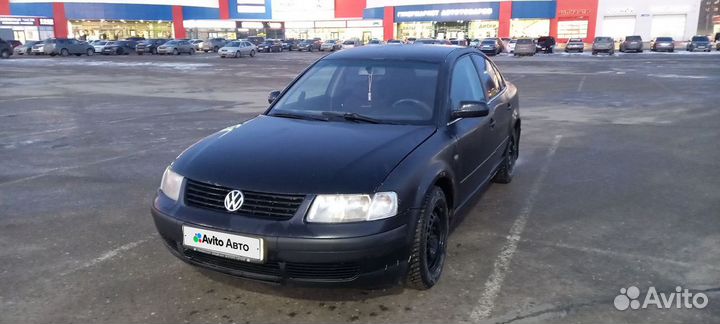 Volkswagen Passat 1.8 AT, 1998, 274 000 км