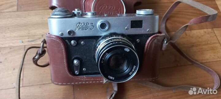 Плёночный фотоаппарат СССР Фэд3