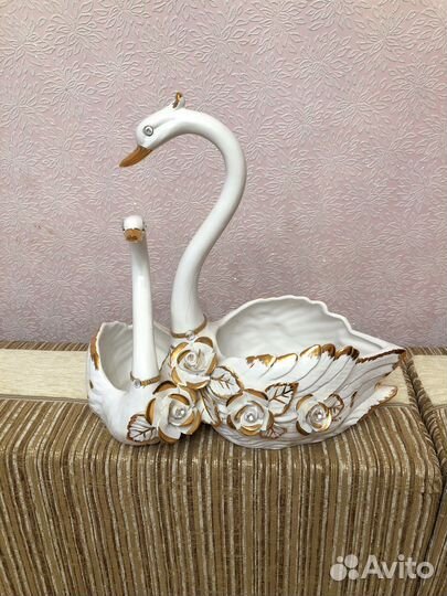 Лебедь ваза