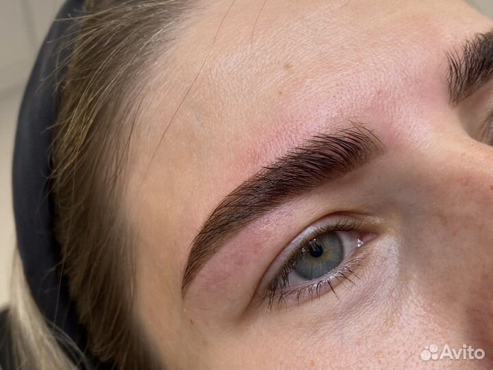 Окрашивание и ламинирование бровей