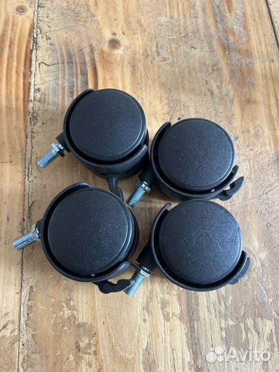 Продам колёсики для мебели поворотные