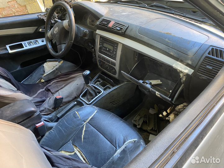 В полном разборе Lifan Breeze 2009г 1.6