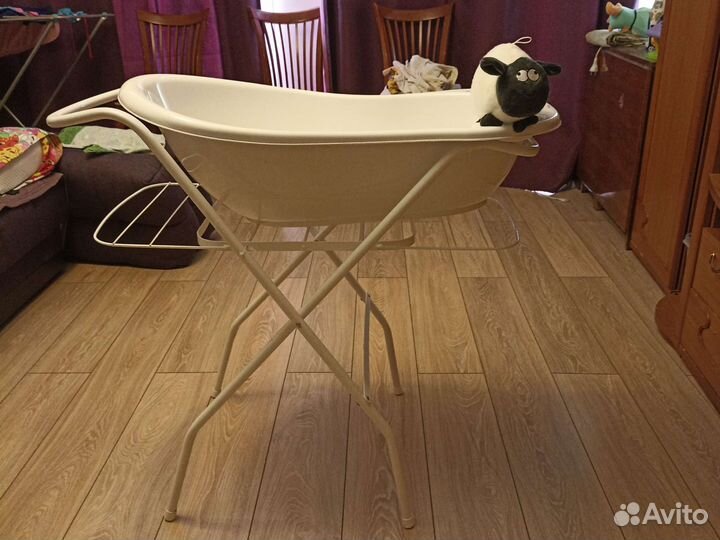 Детская ванночка с подставкой