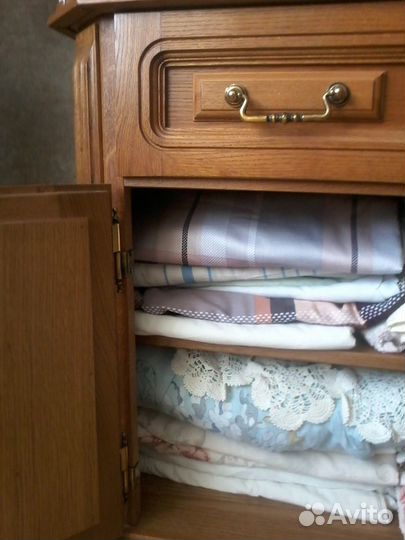 Тумба из массива дуба с натуральным шпоном