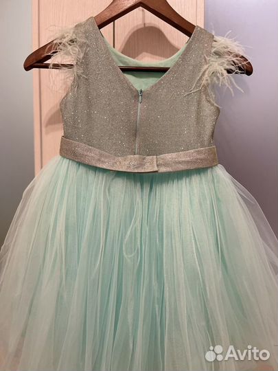 Платье бирюзовое со шлейфом для девочки 128