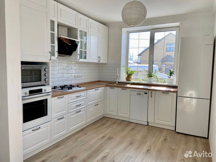 Кухонный гарнитур без ручек CN:015484