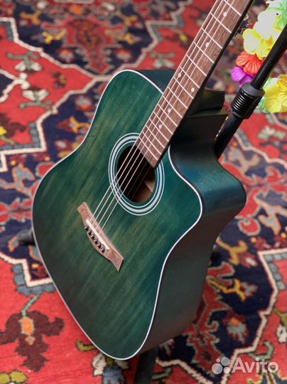 Акустическая гитара flight