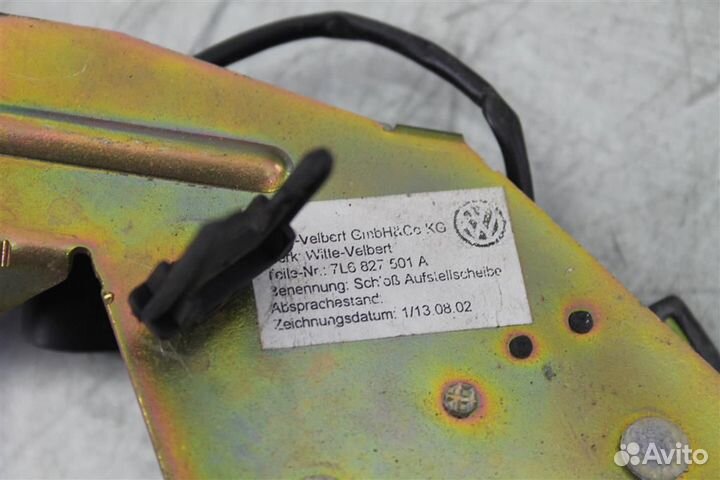 Замок стекла багажника Porsche Cayenne 955