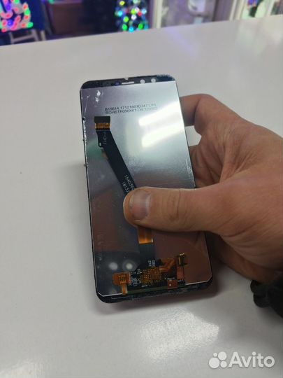 Экран на Honor 9 Lite