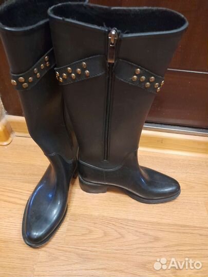 Резиновые сапоги