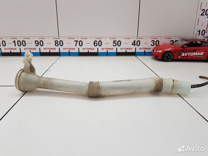 Горловина бачка омывателя