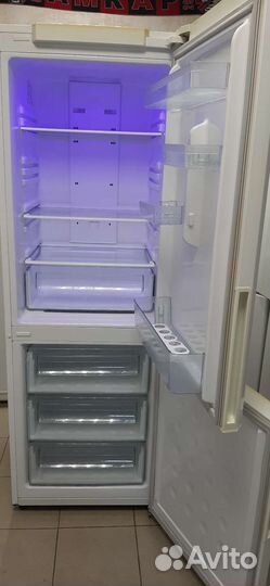 Холодильник Samsung Full No Frost 177sm