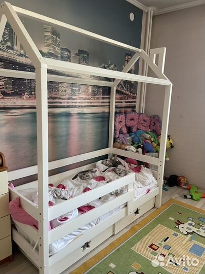 Детская кровать домик бу