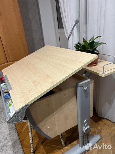 Детская парта