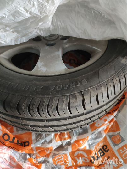 Литые диски с летней резиной r16