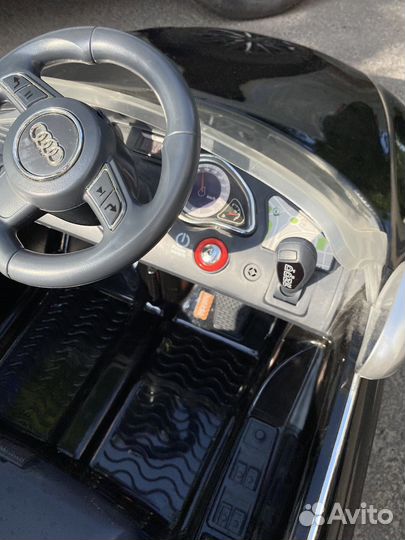 Детский электромобиль бу