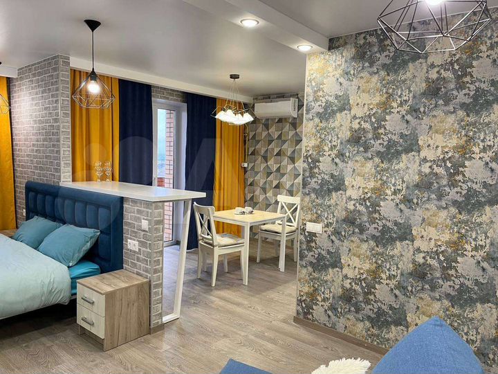 Квартира-студия, 38,4 м², 8/10 эт.