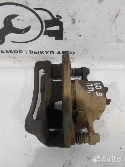 Передний правый суппорт Kia Rio 3 Hyundai Solaris