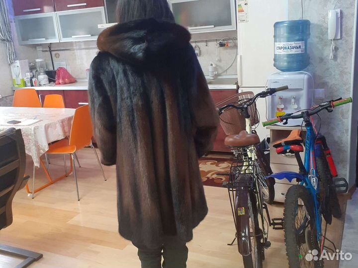 Шуба норковая с капюшоном италия
