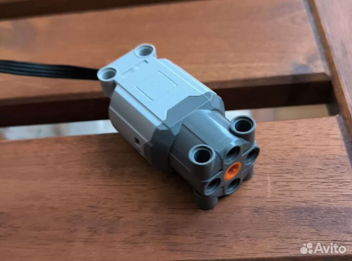 Лего техник, моторчик