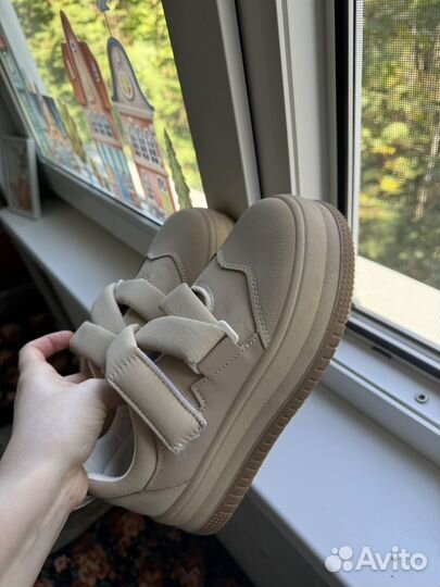 Женская обувь