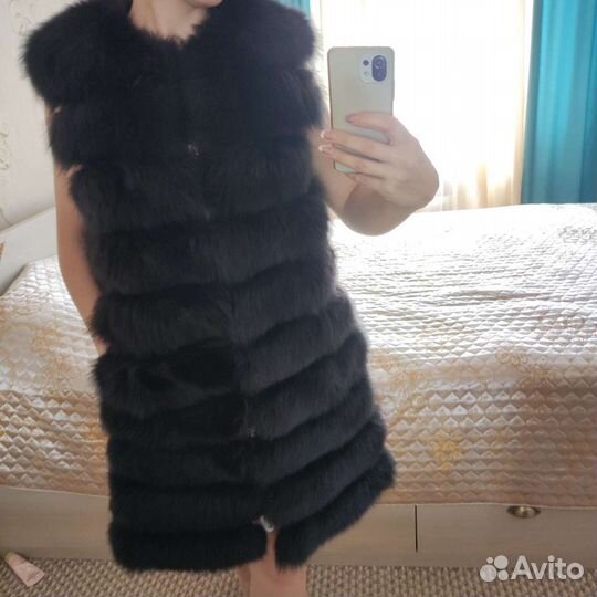Меховая жилетка из песца