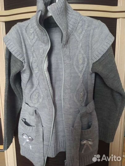 Теплая кофта для девочки