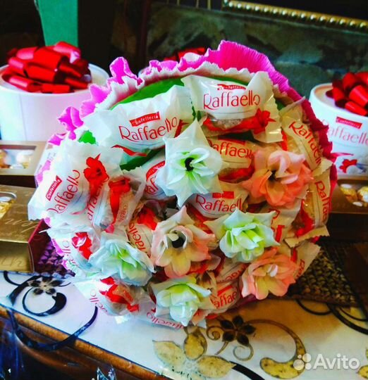 Букет из raffaello на заказ