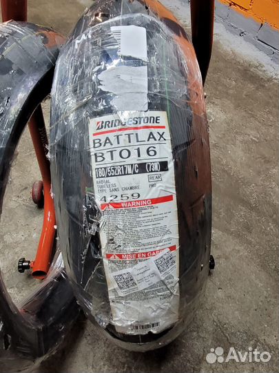 Bridgestone battlax bt-016