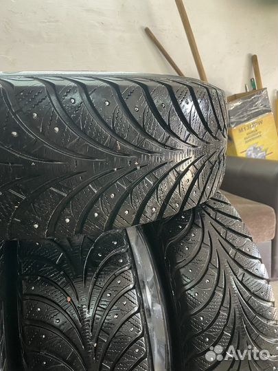 Sava Eskimo Ice 215/65 R16