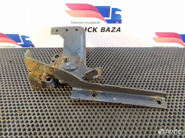 1727263 Петля капота левая Scania 5-series