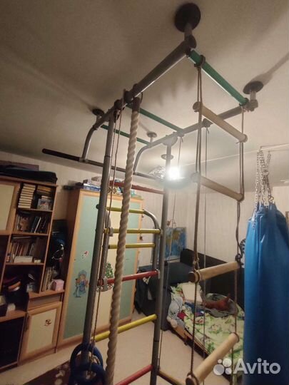 Спортивный уголок+ 2 мата