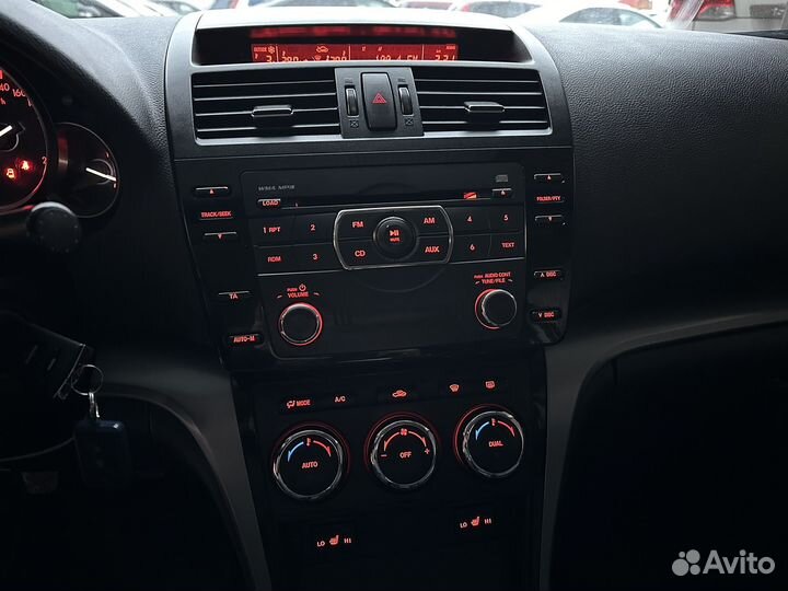 Mazda 6 1.8 МТ, 2011, 247 000 км