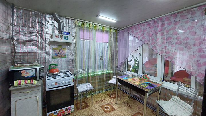 2-к. квартира, 40 м², 1/1 эт.