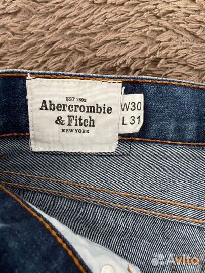 Новые джинсы Abercrombie and Fitch 46 размер (S)