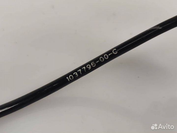 Датчик ABS задний Tesla Model X 2018 1037796-00-C