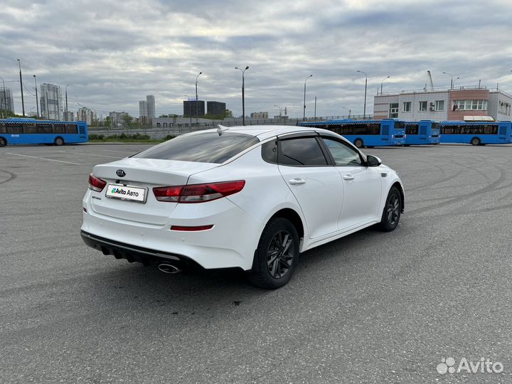 Kia Optima 2.0 МТ, 2019, 294 000 км